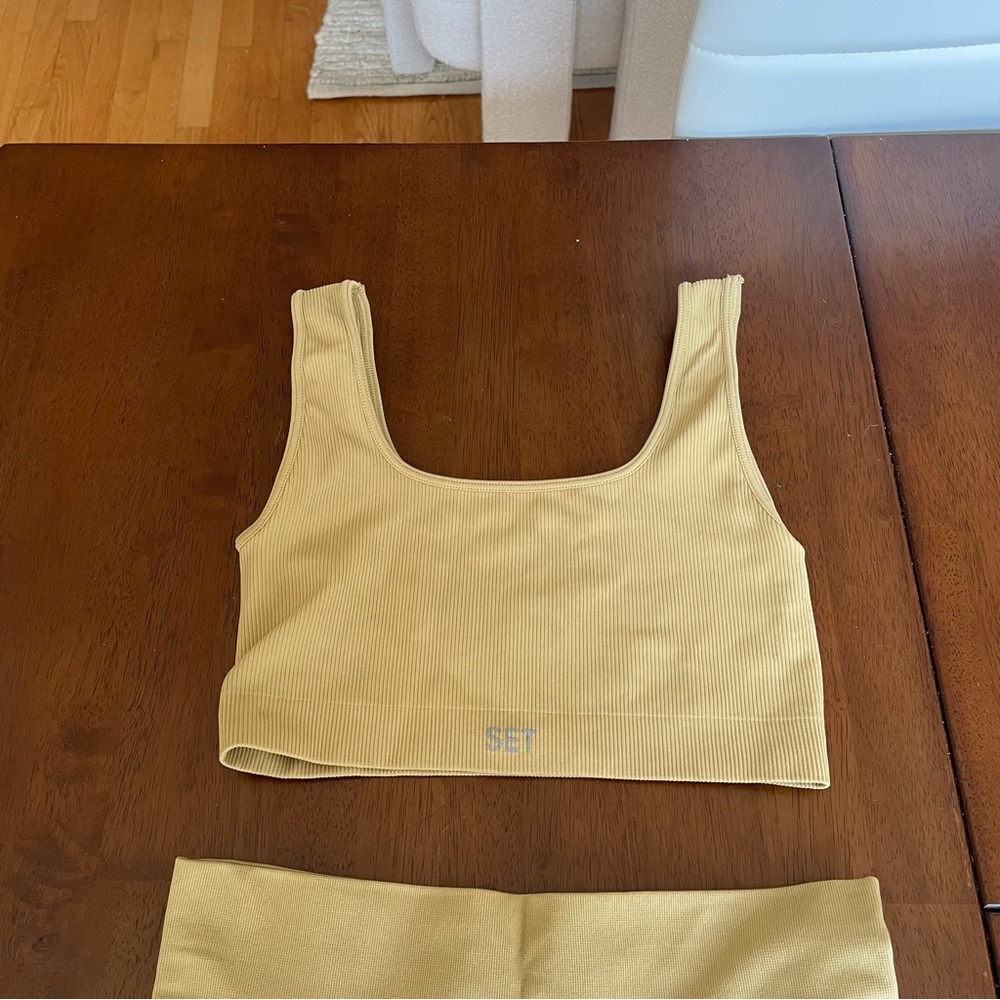 SET Active Sculptflex Set in Cider (Golden Yellow) Size Small - Picture 2 of 8